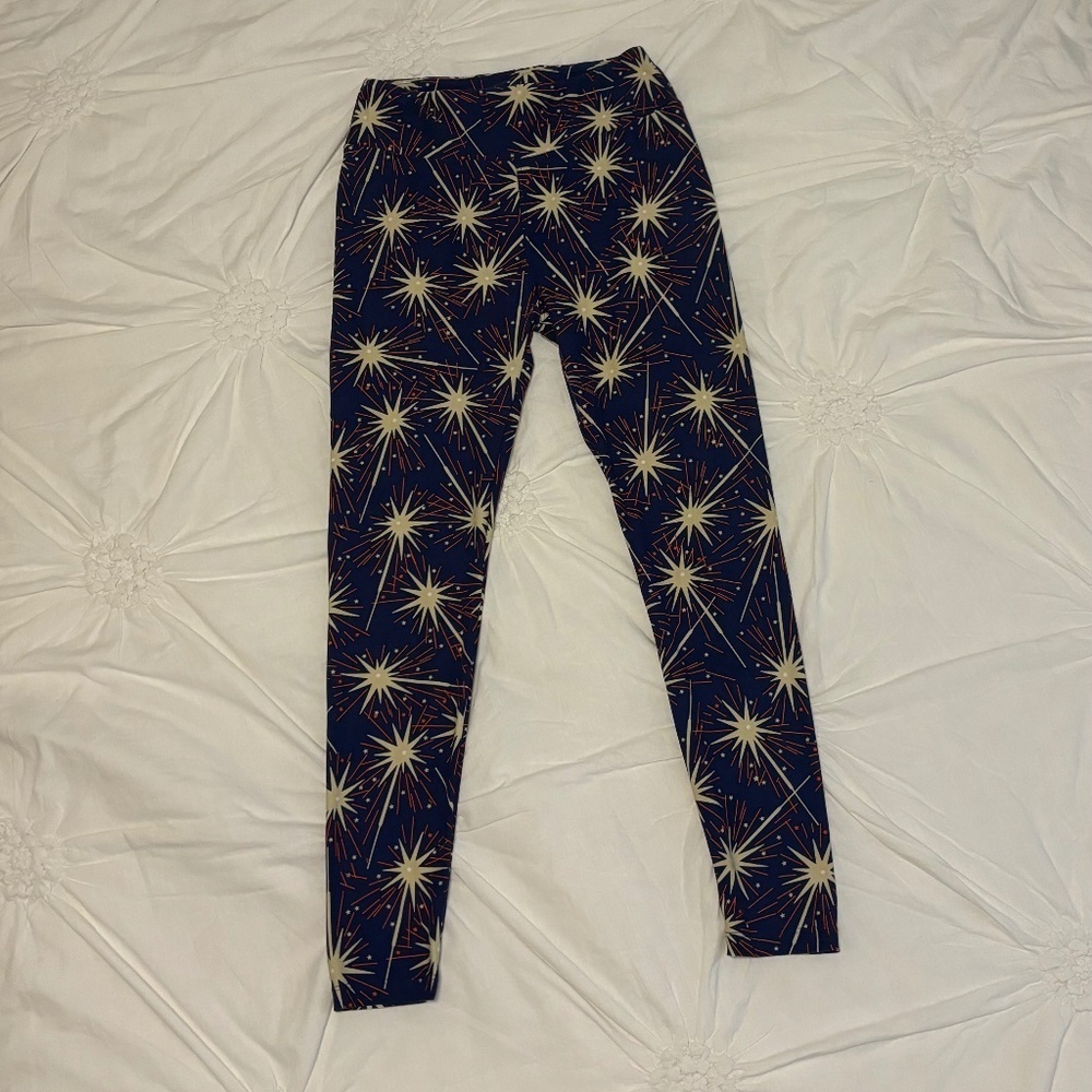 LULAROE Leggings, Fireworks. OS